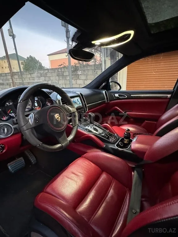 Porsche Cayenne GTS — фото 3/4