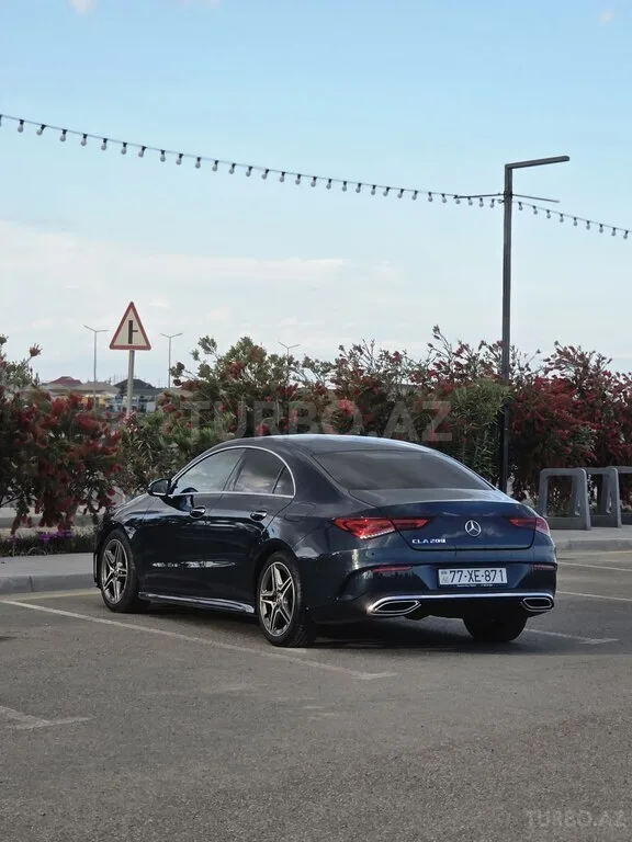 Mercedes CLA 200 — фото 3/4