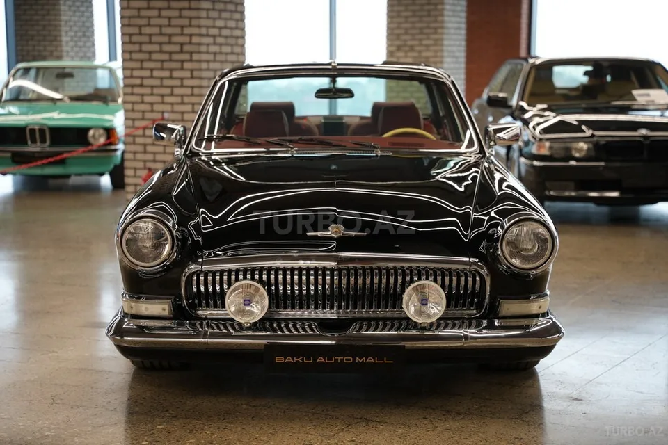 Jaguar Daimler Double-Six — фото 2/4