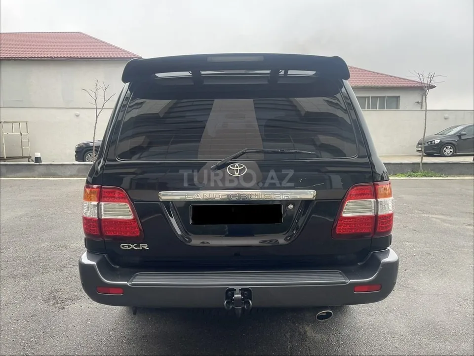 Toyota Land Cruiser — foto 2/4