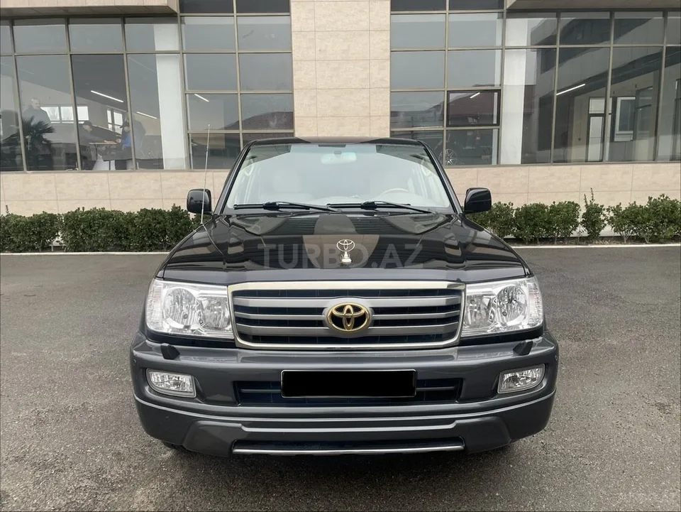 Toyota Land Cruiser — foto 3/4