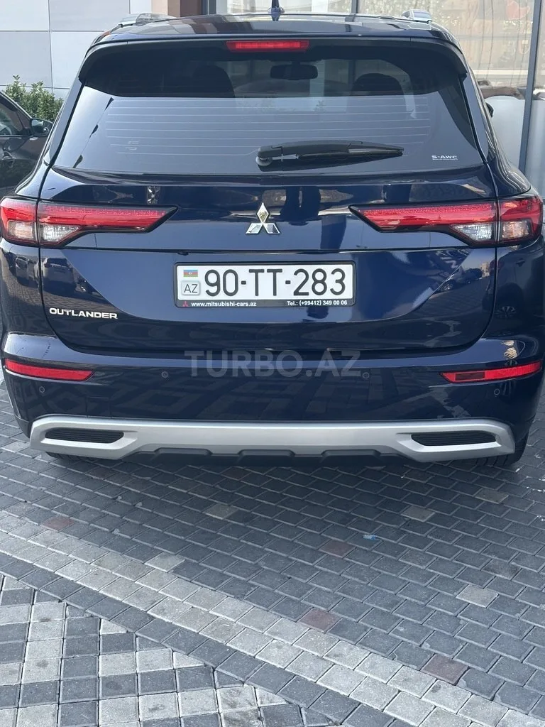 Mitsubishi Outlander — фото 2/4