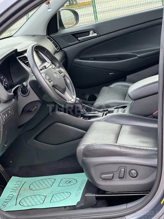 Hyundai Tucson — foto 3/4
