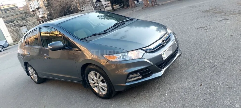 Honda Insight — фото 4/4
