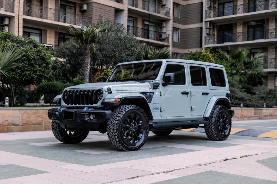 Jeep Wrangler — фото 3/4