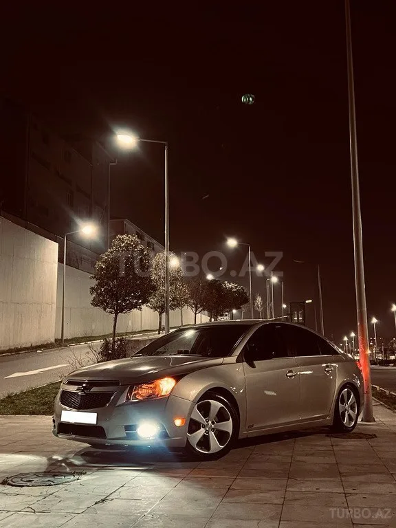 Chevrolet Cruze — foto 1/4