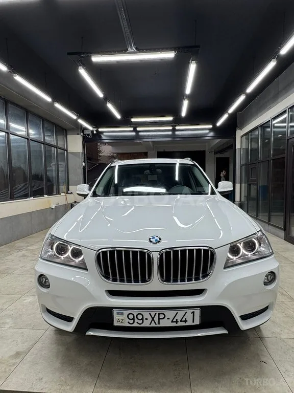 BMW X3 — фото 1/4