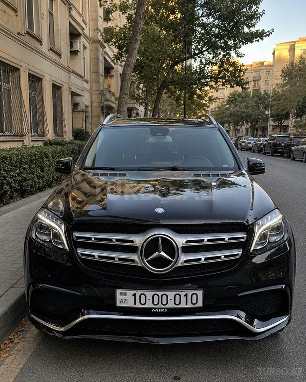 Mercedes GL 350 4MATIC — фото 1/4