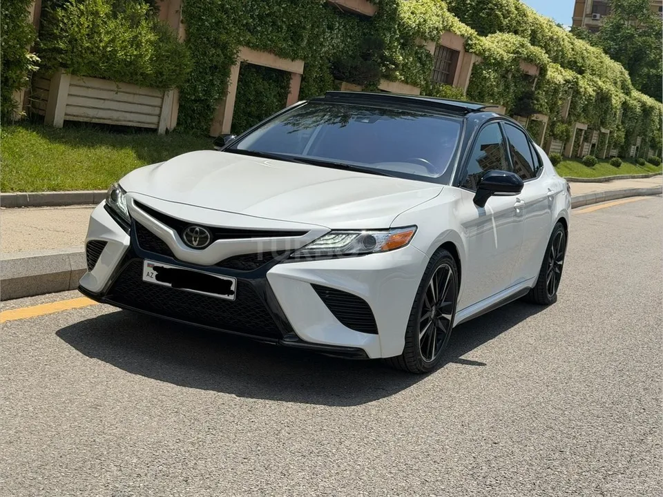 Toyota Camry — foto 4/4