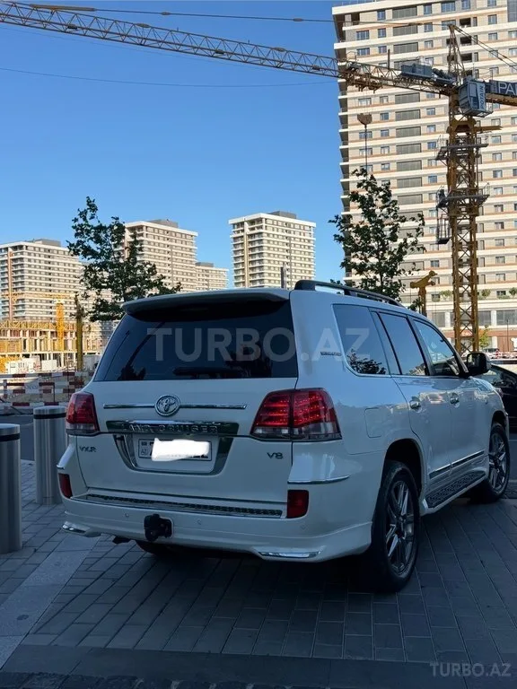Toyota Land Cruiser — foto 2/4
