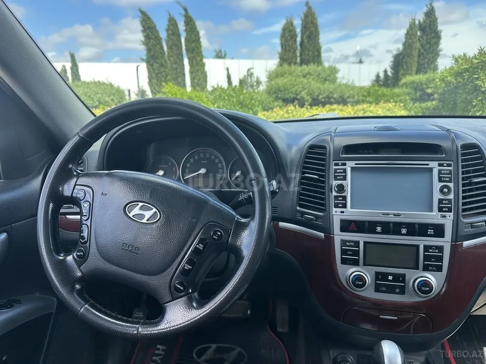 Hyundai Santa Fe — фото 4/4