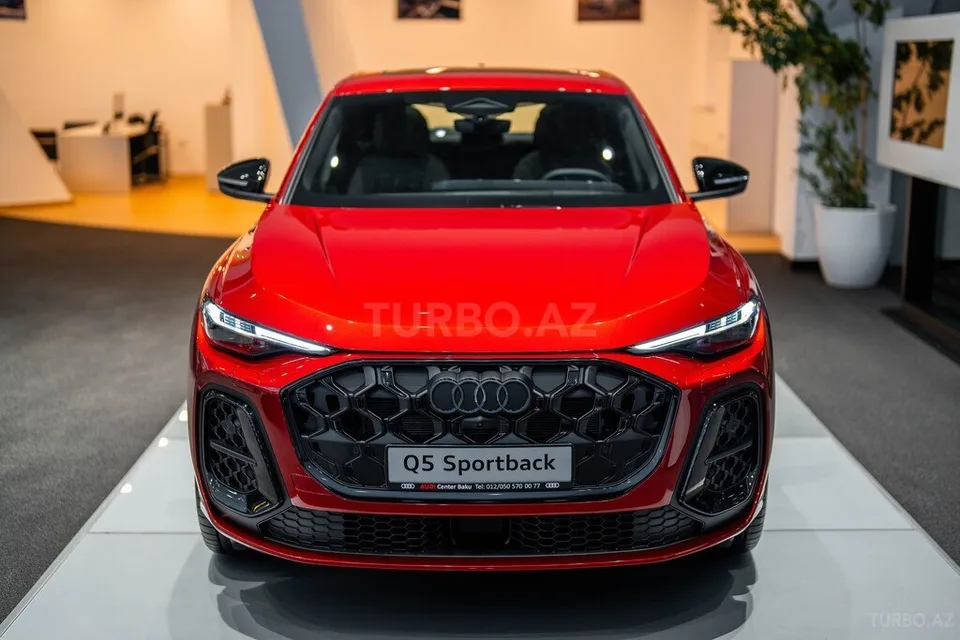 Audi Q5 Sportback — фото 3/4