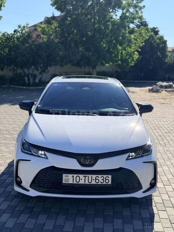 Toyota Corolla — фото 2/4
