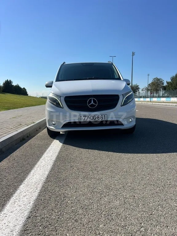 Mercedes Vito — фото 1/4