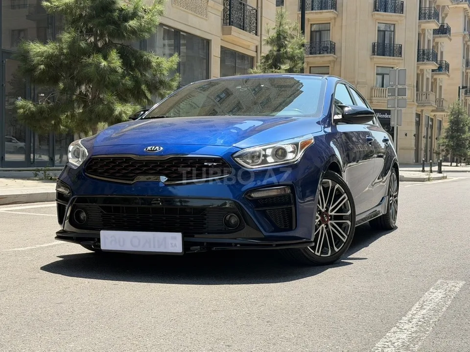 Kia Forte — фото 1/4