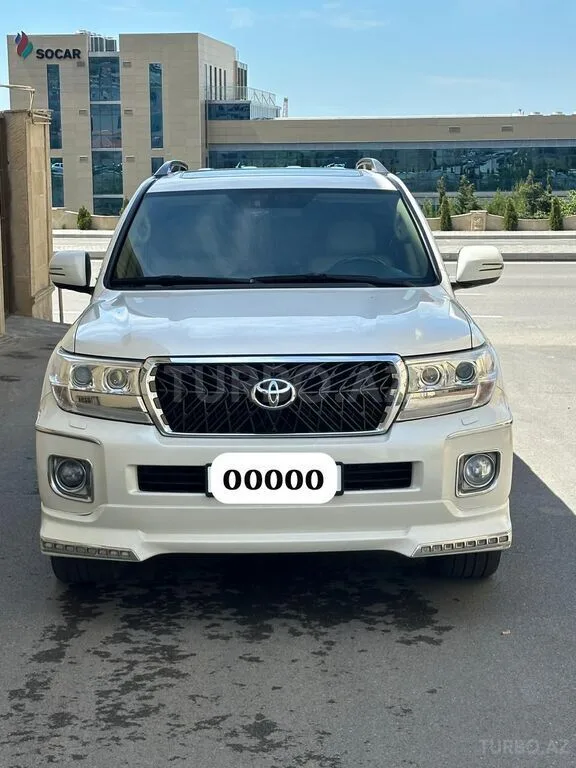 Toyota Land Cruiser — foto 1/4