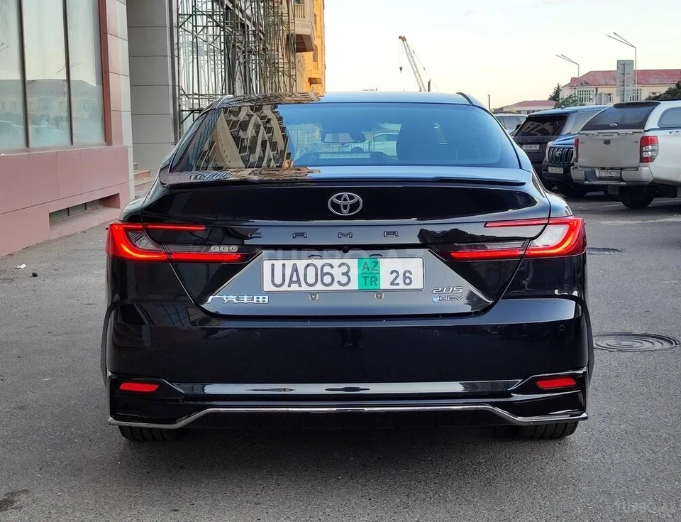 Toyota Camry — фото 4/4