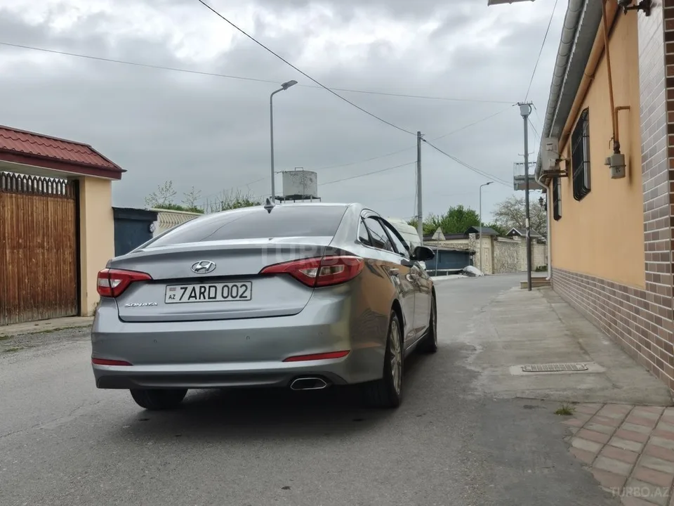 Hyundai Sonata — фото 4/4