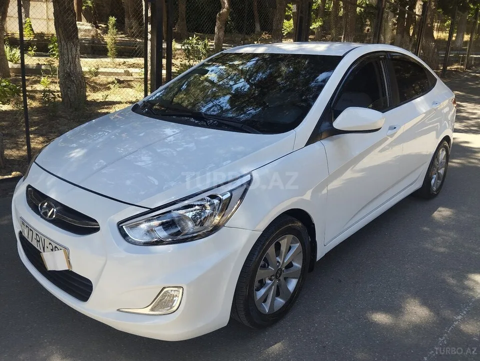 Hyundai Accent — фото 4/4