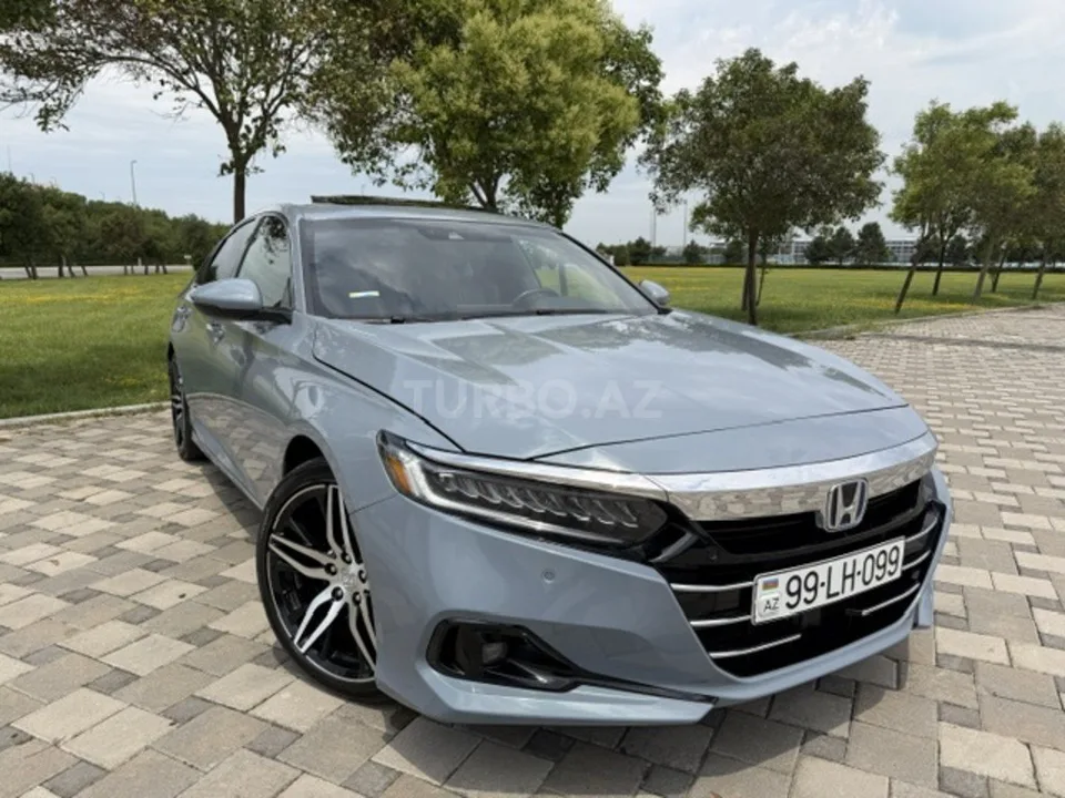 Honda Accord — фото 2/4