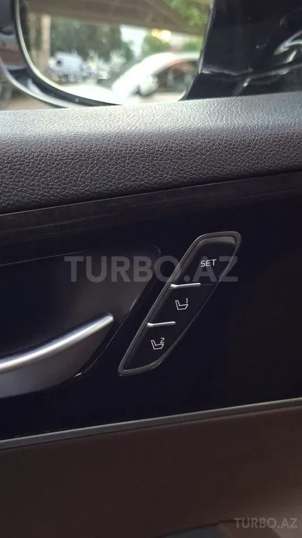 Kia Sorento — фото 3/4