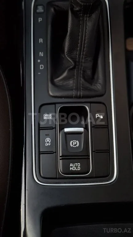 Kia Sorento — фото 4/4