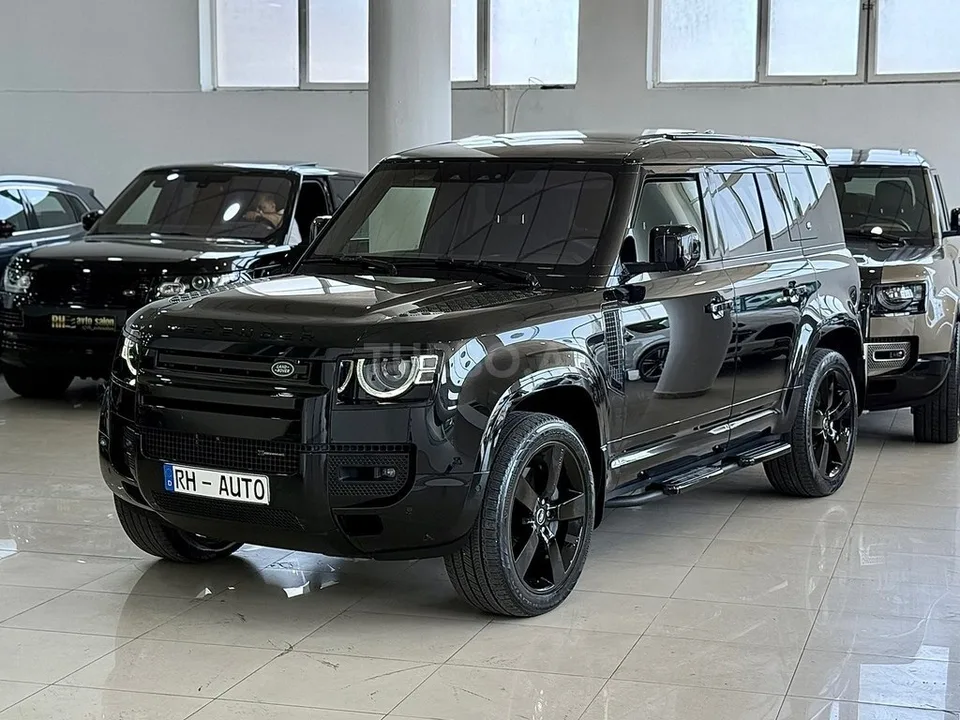 Land Rover Defender — фото 1/4