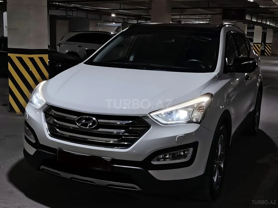 Hyundai Santa Fe — фото 1/4