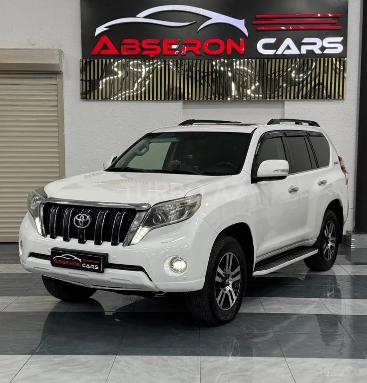 Toyota Land Cruiser Prado — foto 1/4