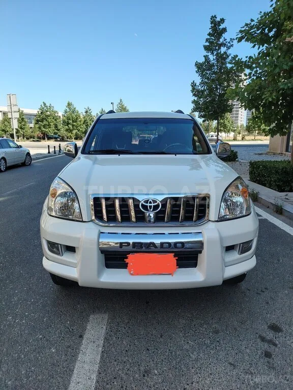 Toyota Land Cruiser Prado — фото 1/4