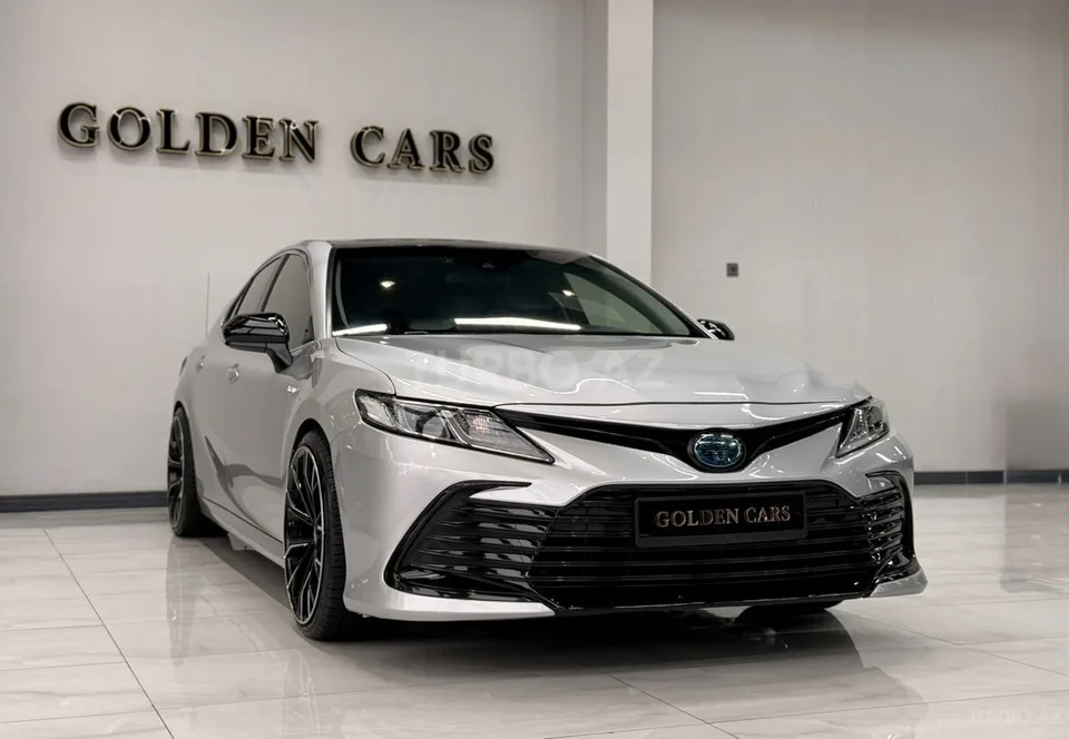 Toyota Camry — foto 2/4