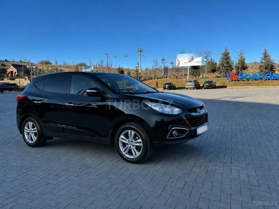 Hyundai ix35 — фото 2/4