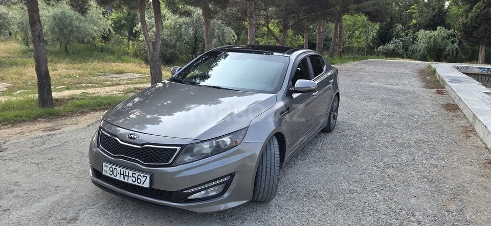 Kia Optima — фото 1/4