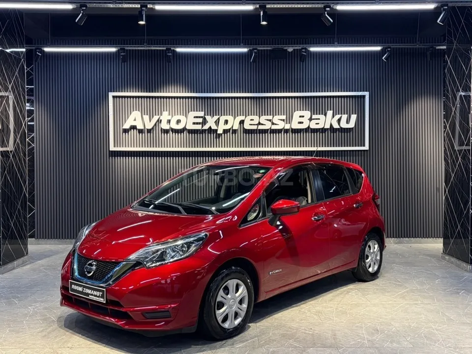 Nissan Note — фото 1/4