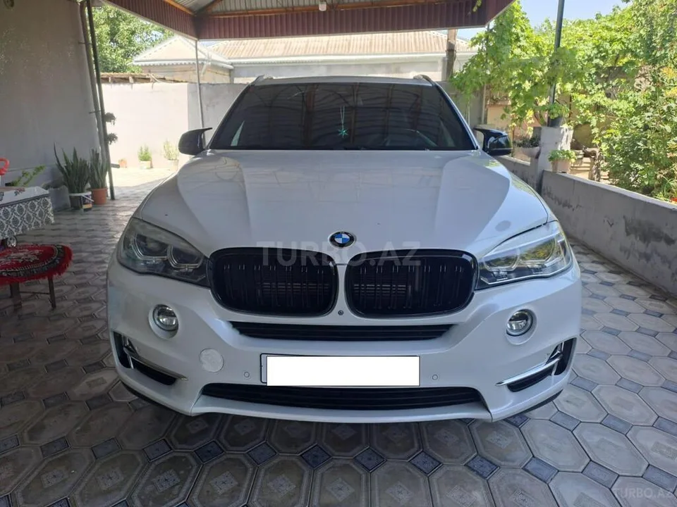 BMW X5 — foto 1/4
