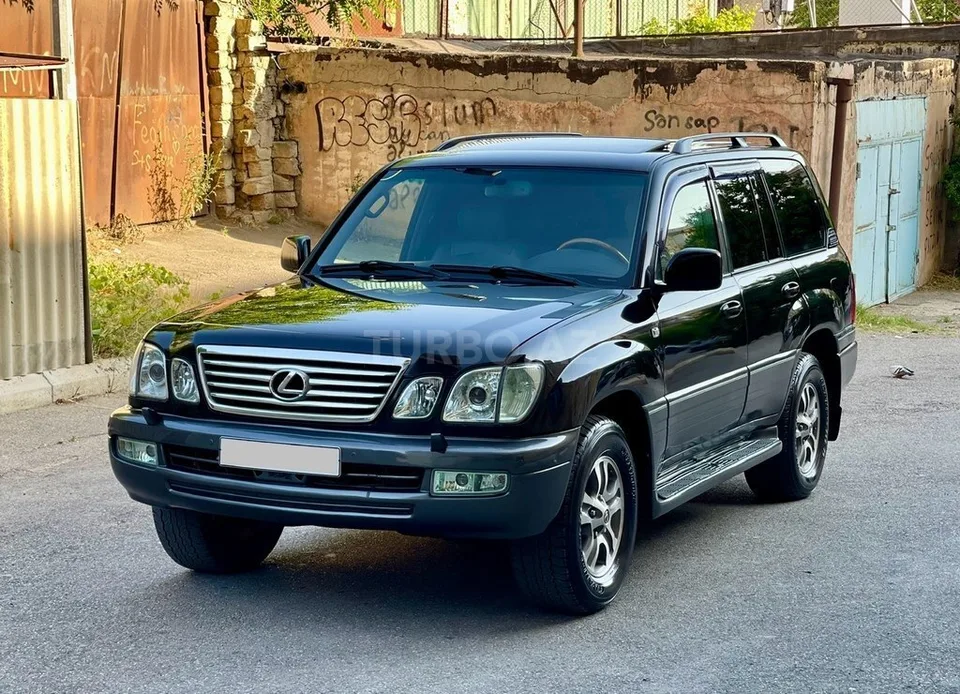 Lexus LX 470 — фото 2/4