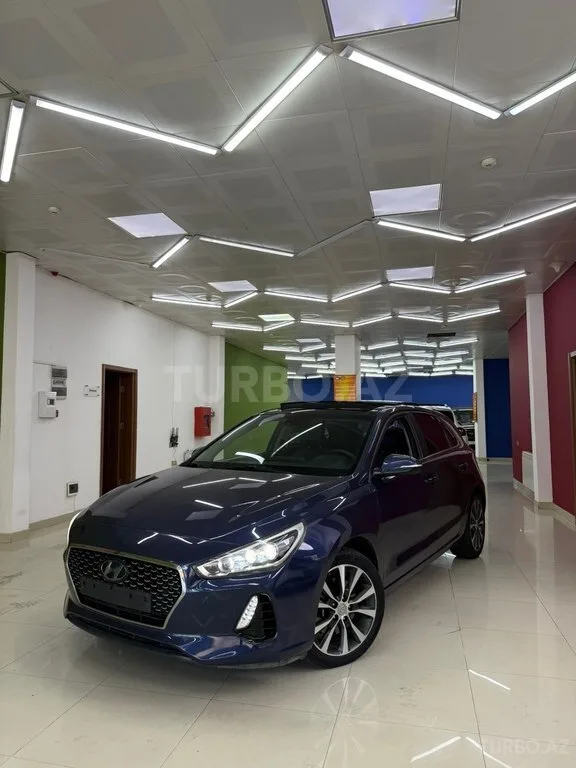 Hyundai i30 — фото 1/4
