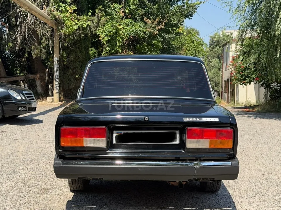 LADA (VAZ) 2107 — foto 3/4
