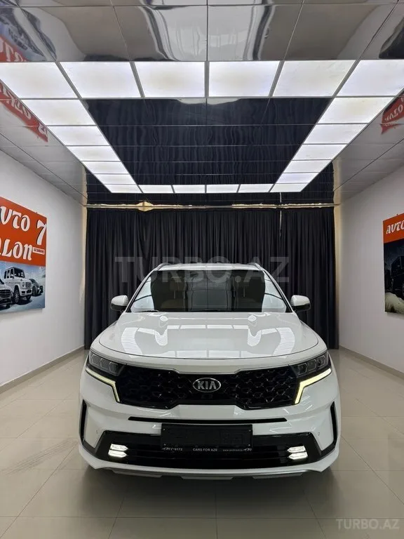 Kia Sorento — фото 3/4