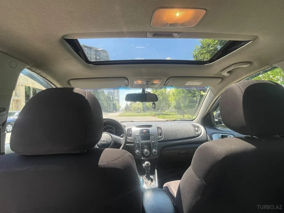 Kia Cerato — фото 4/4