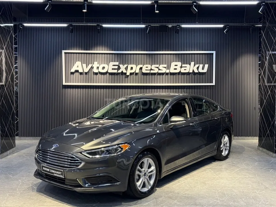 Ford Fusion (North America) — фото 1/4
