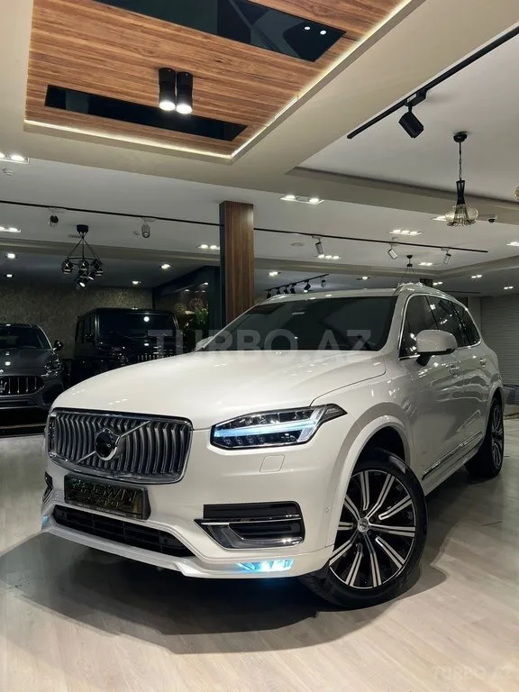 Volvo XC90 — фото 1/4