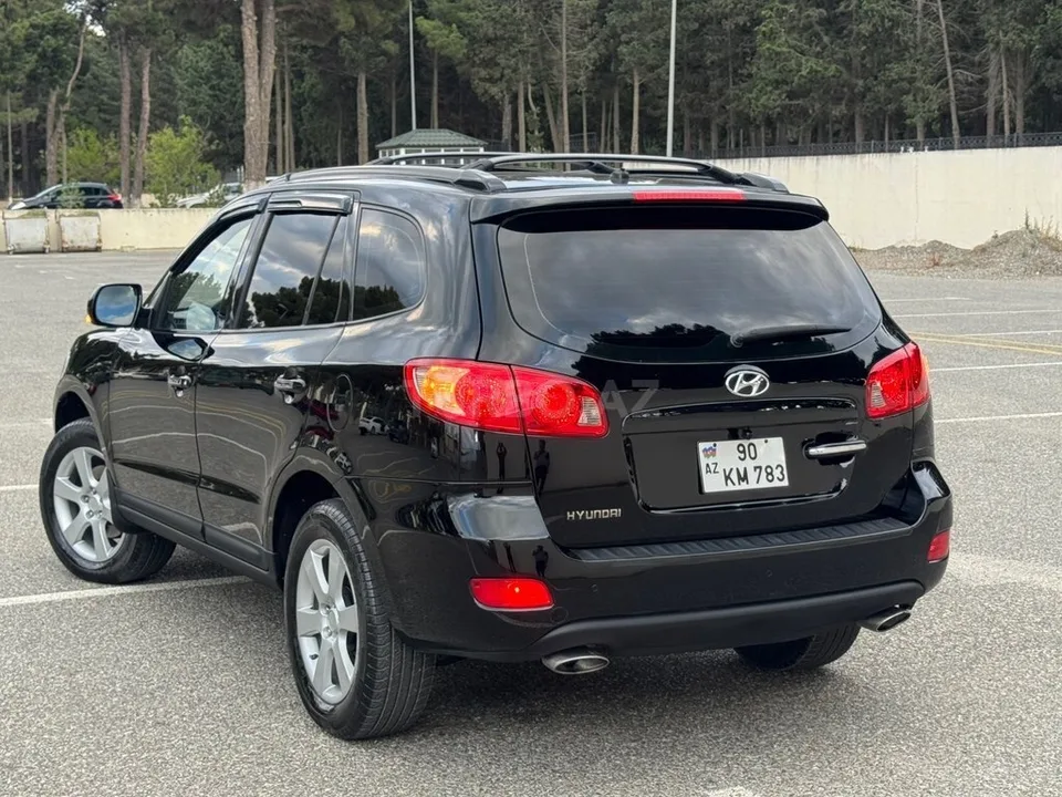 Hyundai Santa Fe — фото 4/4