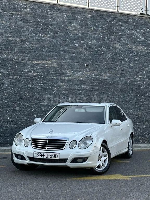 Mercedes E 220 — foto 4/4