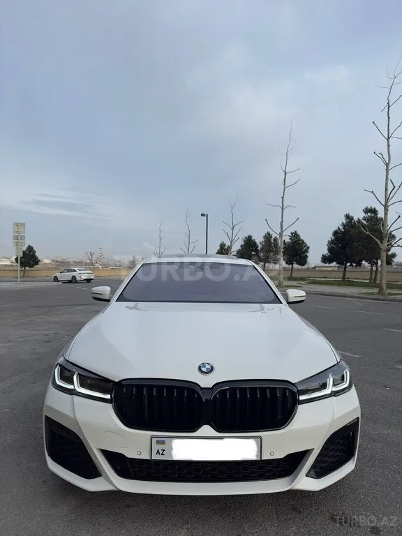 BMW 530e — фото 2/4