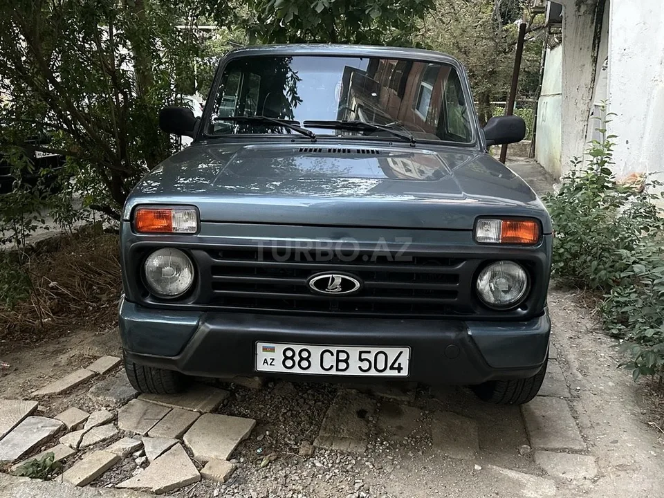 LADA (VAZ) Niva — фото 1/4