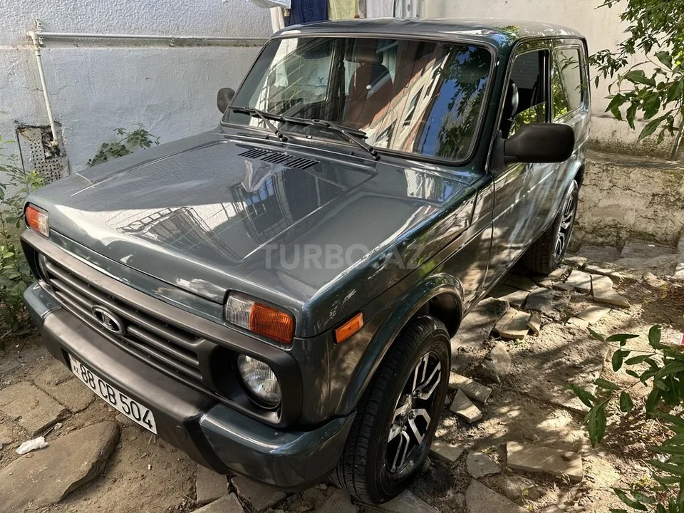 LADA (VAZ) Niva — фото 2/4