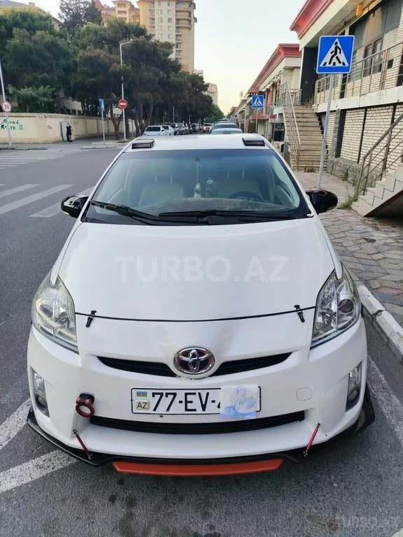 Toyota Prius — foto 2/4