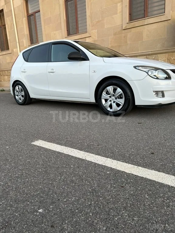 Hyundai i30 — фото 4/4