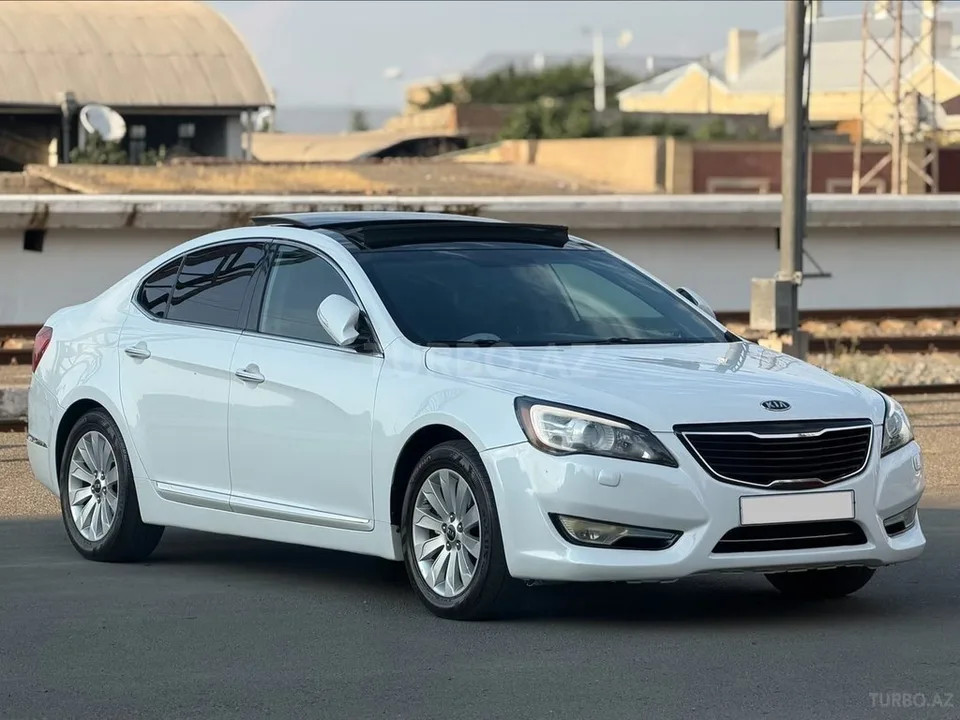 Kia Cadenza — foto 4/4